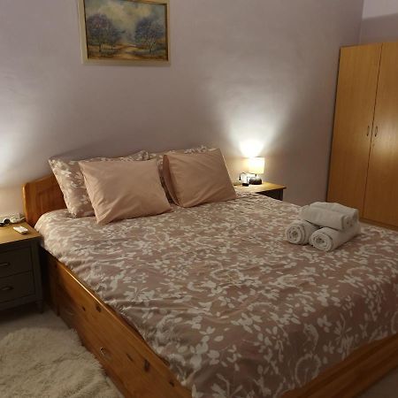 רוסה Malavi Square Top Center Apartment! Comfort&Clean! מראה חיצוני תמונה