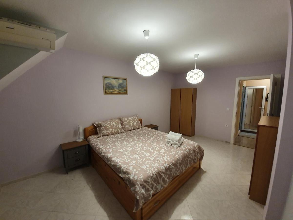 רוסה Malavi Square Top Center Apartment! Comfort&Clean! מראה חיצוני תמונה